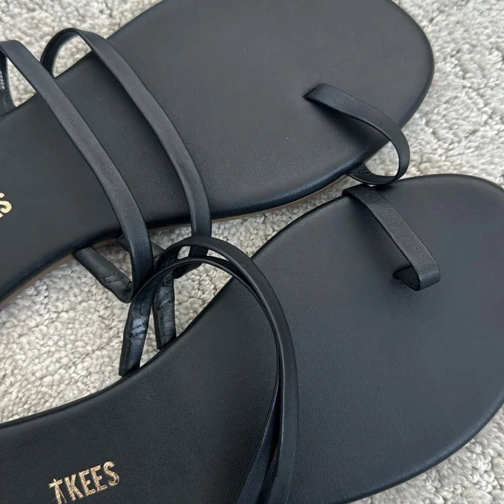 NWOT TKEES “Gemma” Sandals black slip on slide strappy - Picture 5 of 9